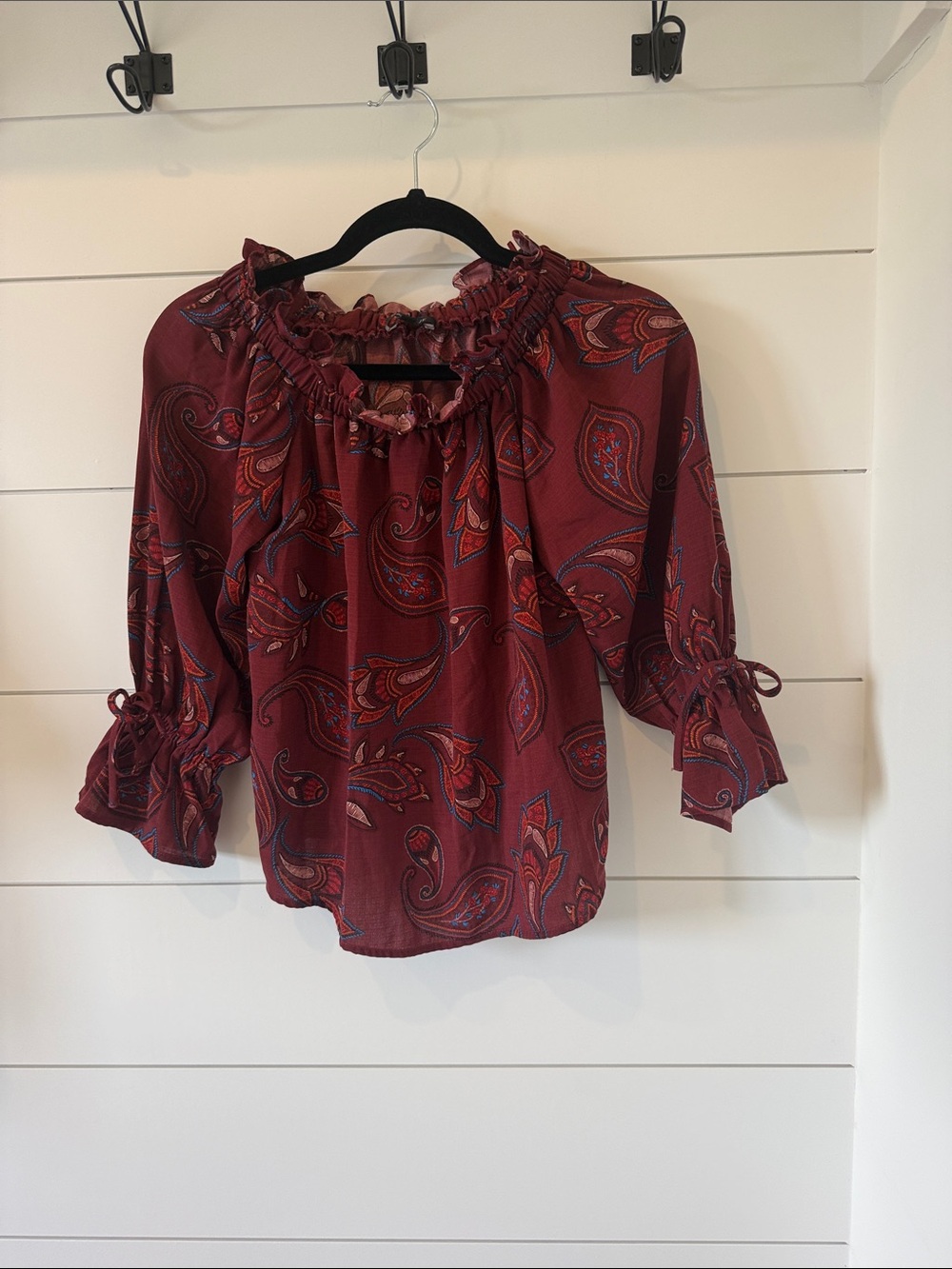 Basque Burgundy Paisley Off-Shoulder Blouse 8P